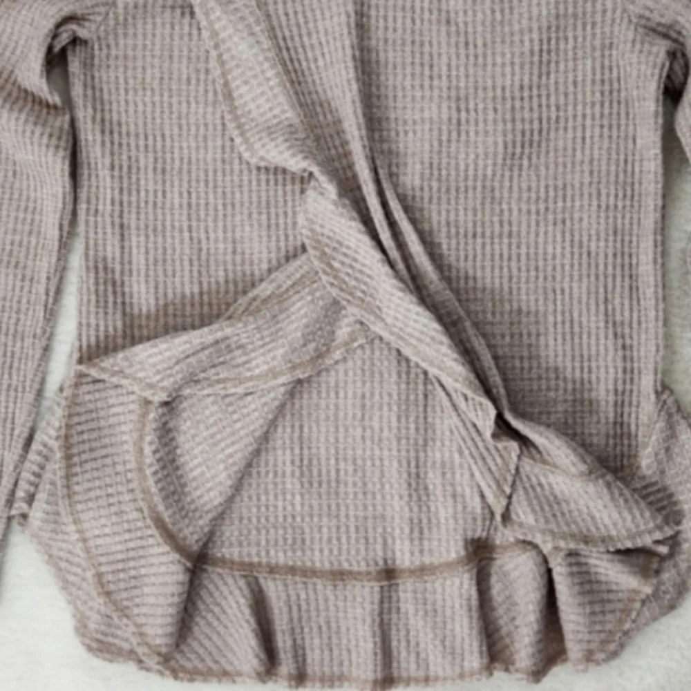 Anthropologie Saturday Sunday Waffle Knit Ruffle Thermal - Picture 6 of 11